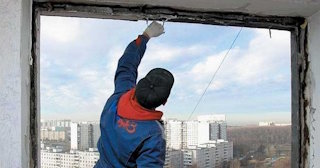 Демонтаж остекления балкона в Россоши - цена от 574 руб. - Сварной-Рсс